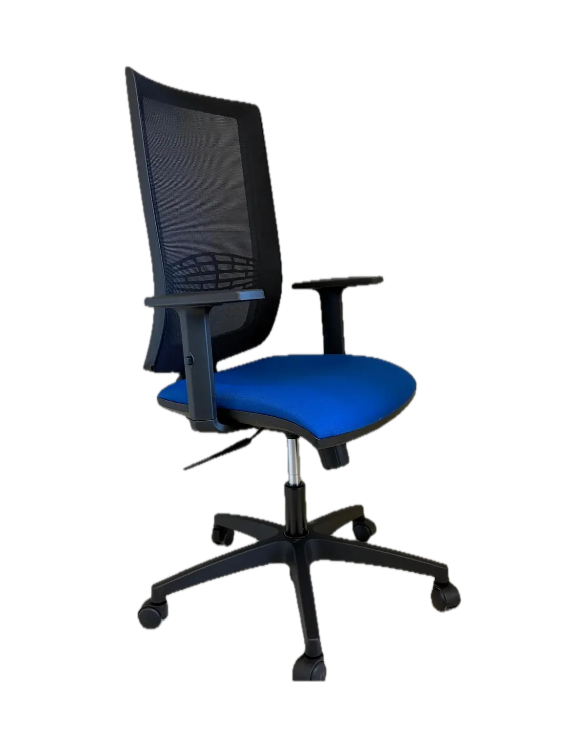 Chair with tall rectangular black mesh backrest, blue fabric seat, black armrests and five-star base, three-quarter view